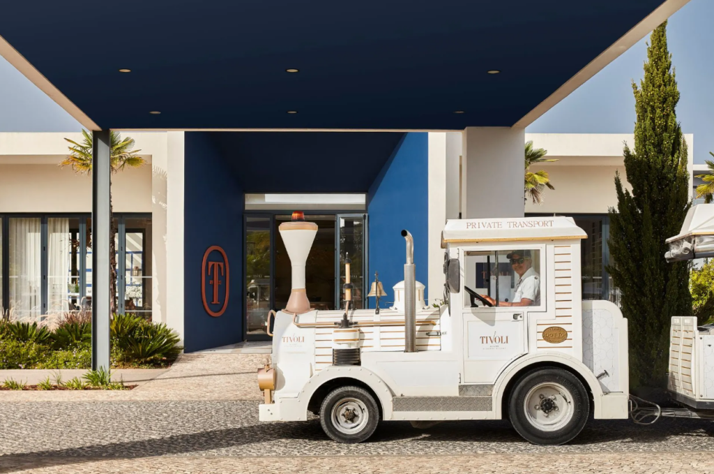 Tivoli Alvor Algarve Resort facade.